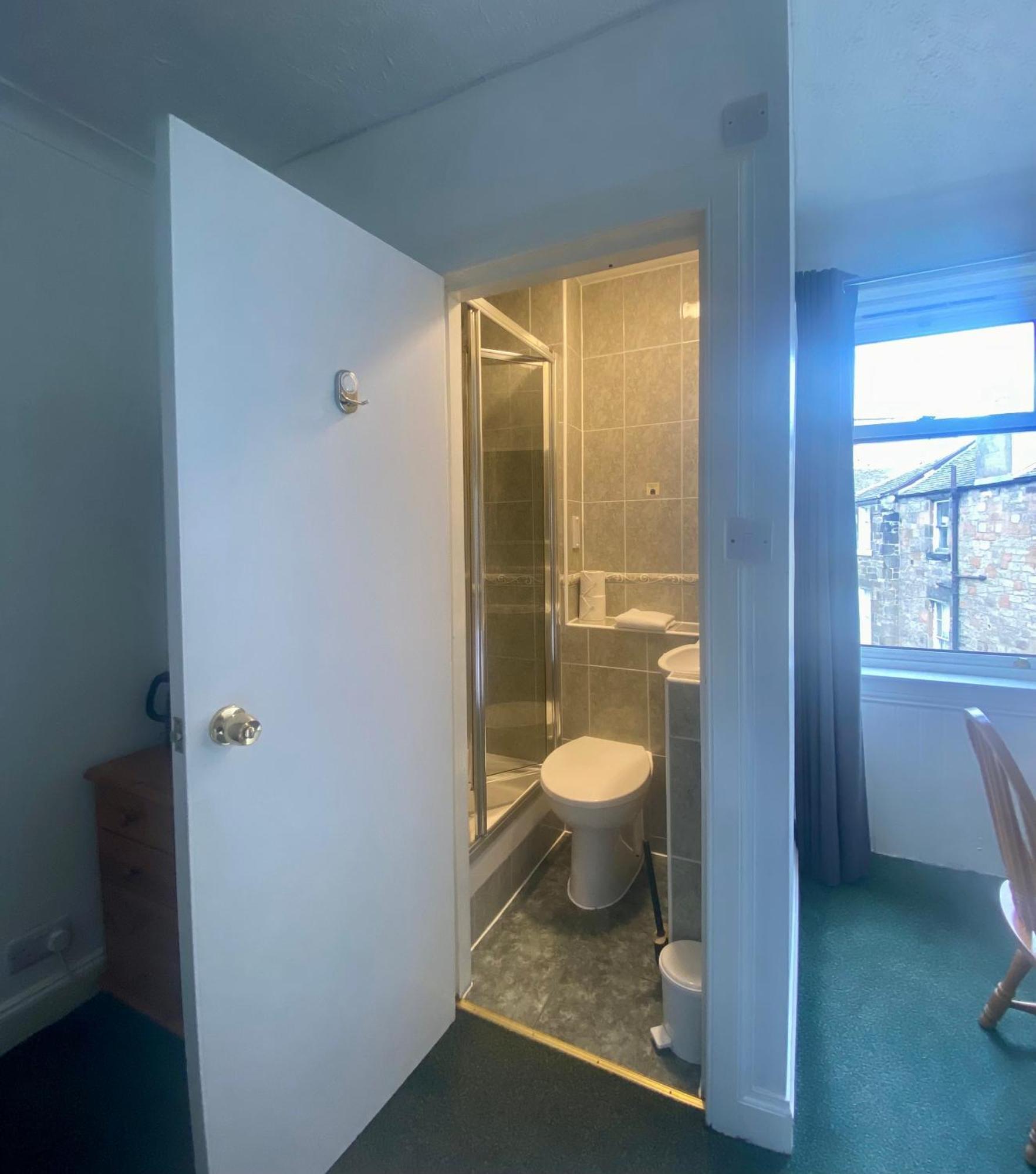 4 Friends House Guest house Edinburgh